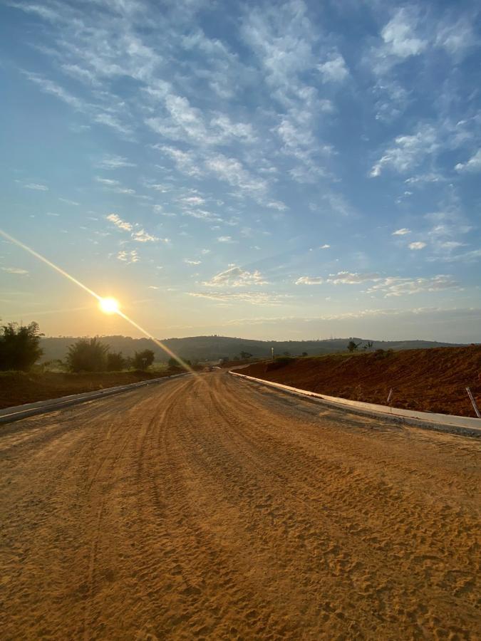 https://www.crisararunaimoveis.com.br/imagens/imoveis/202408141223025112.jpg